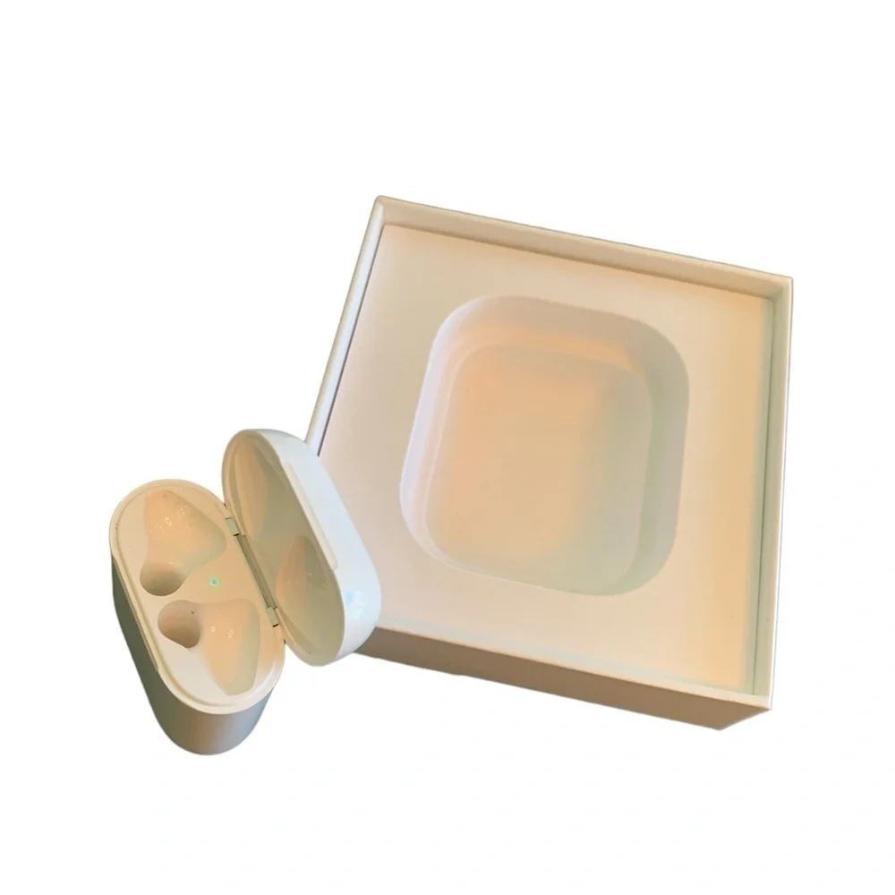 Wireless charging case for AirPods